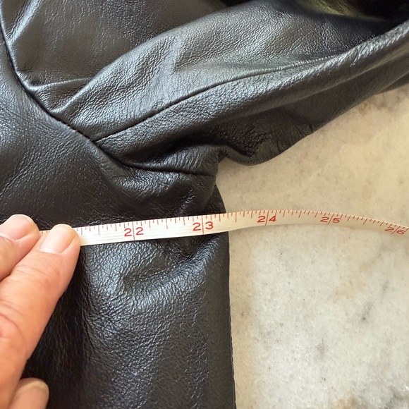 NWT  Black Leather 3 Button Blazer with Pockets women’s size 2X. - Picture 6 of 8
